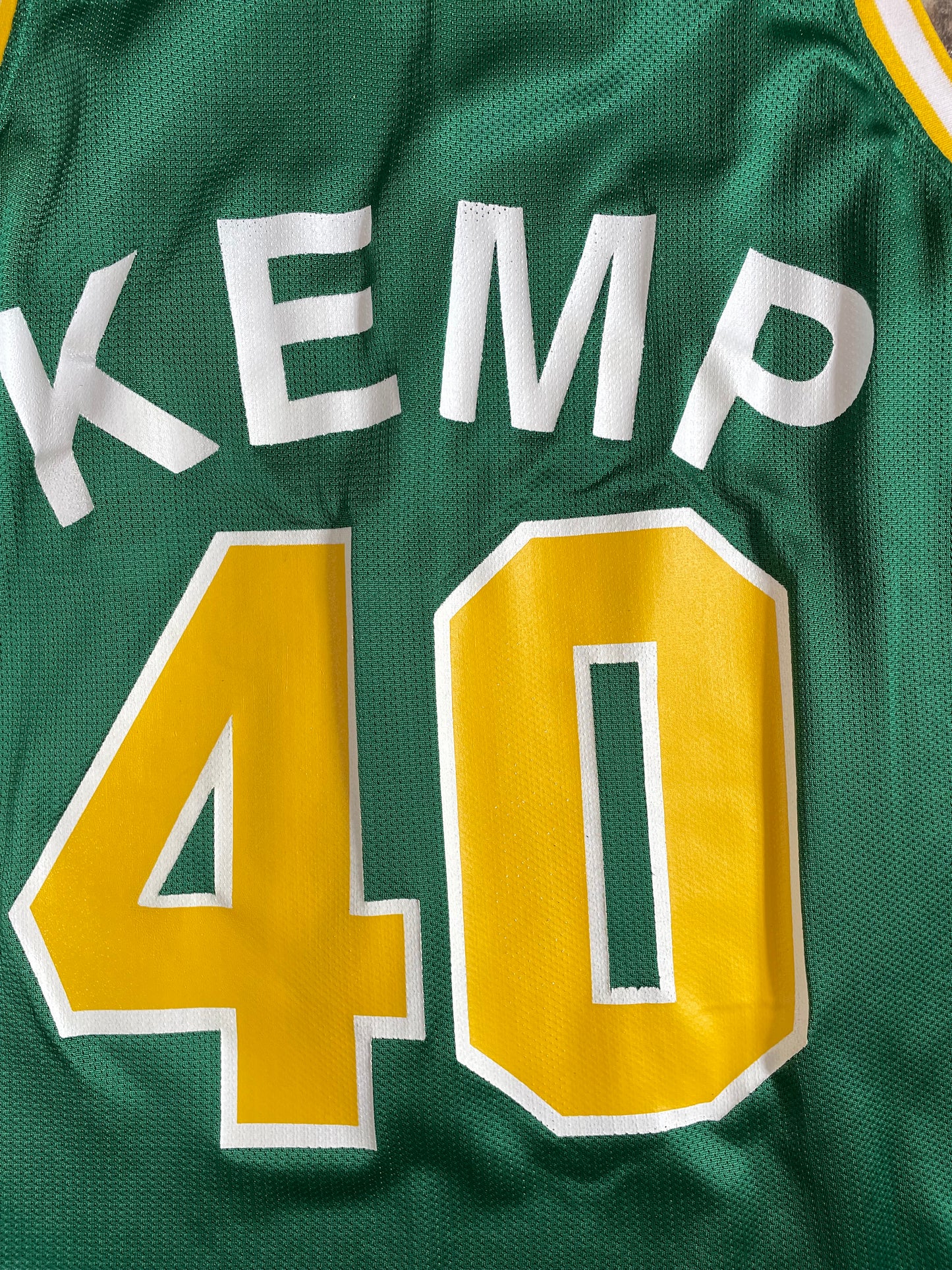 1990s Champion Seattle Sonics Shawn Kemp Jersey Large