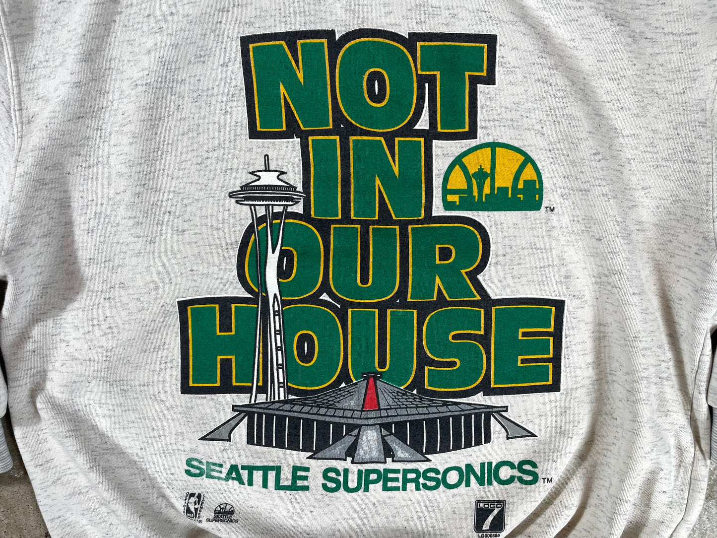 90s Seattle Sonics "Not In Our House" Crewneck Sweatshirt Large