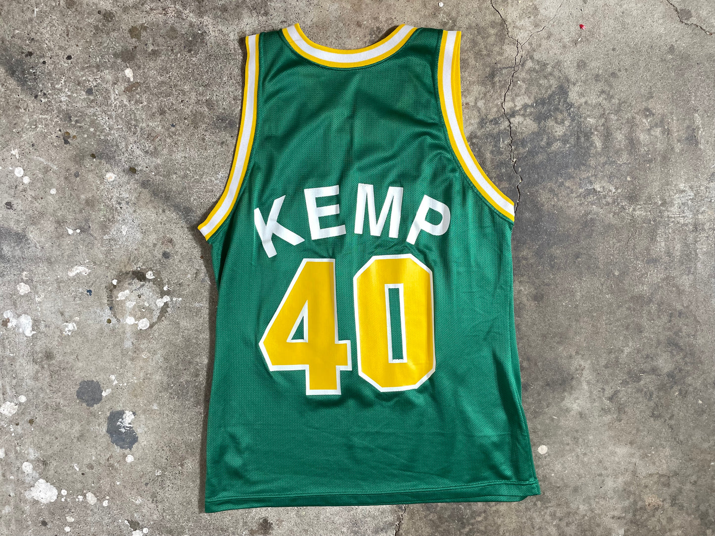 1990s Champion Seattle Sonics Shawn Kemp Jersey Large