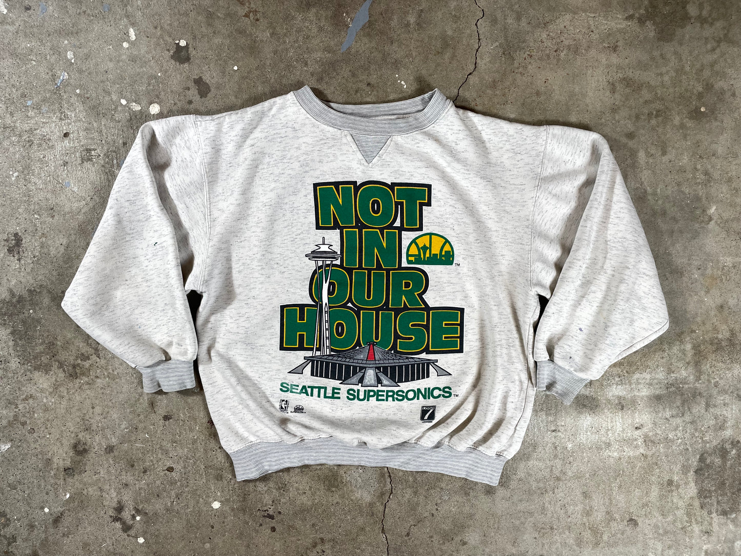 90s Seattle Sonics "Not In Our House" Crewneck Sweatshirt Large